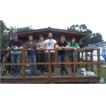 Down at the farm: team volunteering @ Future Roots